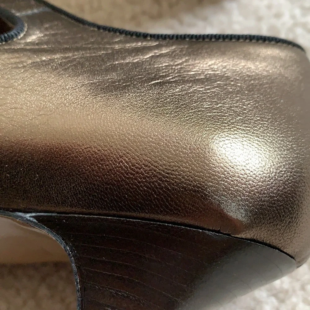 MARNI “Dorsey” T-strap kitten heel metallic leather shoes - Picture 7 of 11